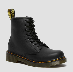 Catherine Morin : Dr. Martens